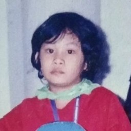 Elay as a kid